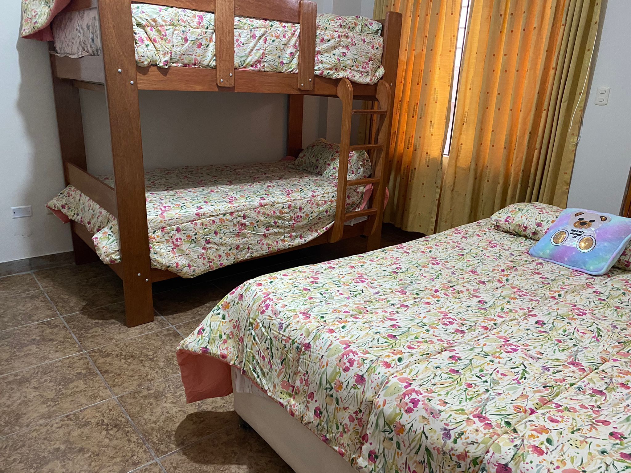 2 habitaciones y wifi 