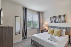 4 bedrooms, iron/ironing board, WiFi, bed sheets