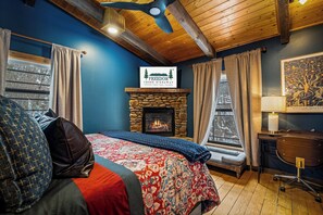 1 bedroom, in-room safe, desk, iron/ironing board