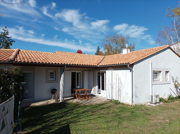 Exterior - LE CARRELET DE L'ESTUAIRE (Saint-Seurin-De-Cursac)