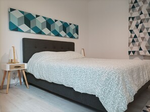 Comfort House | 2 bedrooms, iron/ironing board, free WiFi - LE CARRELET DE L'ESTUAIRE (Saint-Seurin-De-Cursac)