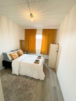 1 bedroom, iron/ironing board, WiFi