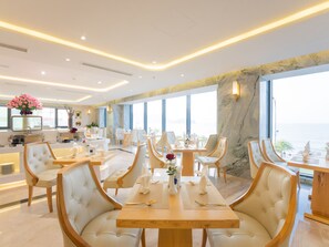 Restaurant - Canary Gold Hotel Quy Nhơn, Beachfront (Quy Nhon)