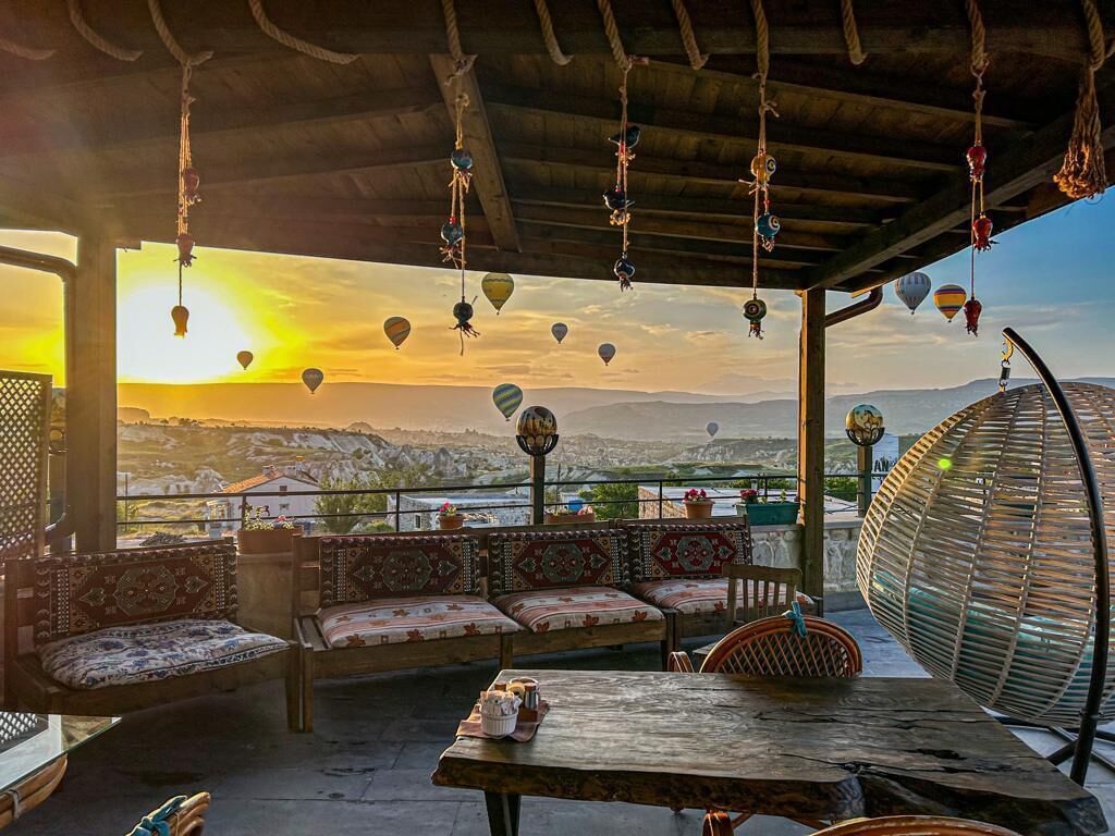 شرفة على السطح