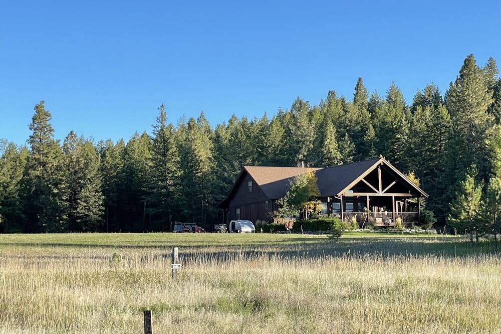 luxury hotels in Montana