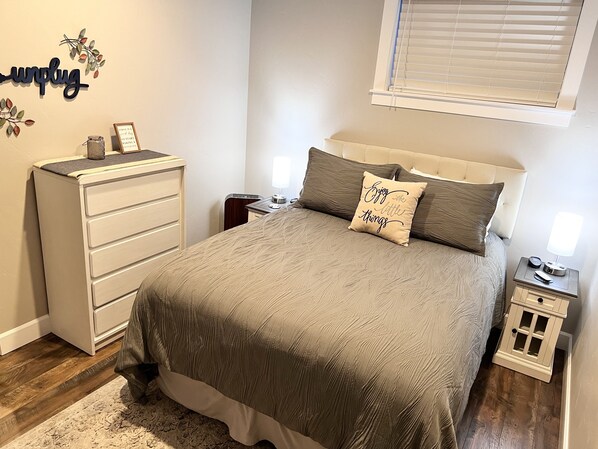 1 bedroom, pillow-top beds, iron/ironing board, WiFi