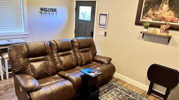 Een smart-tv en een open haard