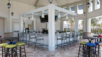 Bar (en la propiedad)