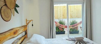 Nice renovated apartment, 1 bedroom, 5 min from the beach