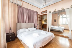 4 chambres, fer et planche à repasser, Wi-Fi gratuit, draps fournis