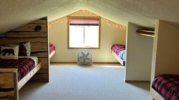 3 bedrooms, free WiFi, bed sheets