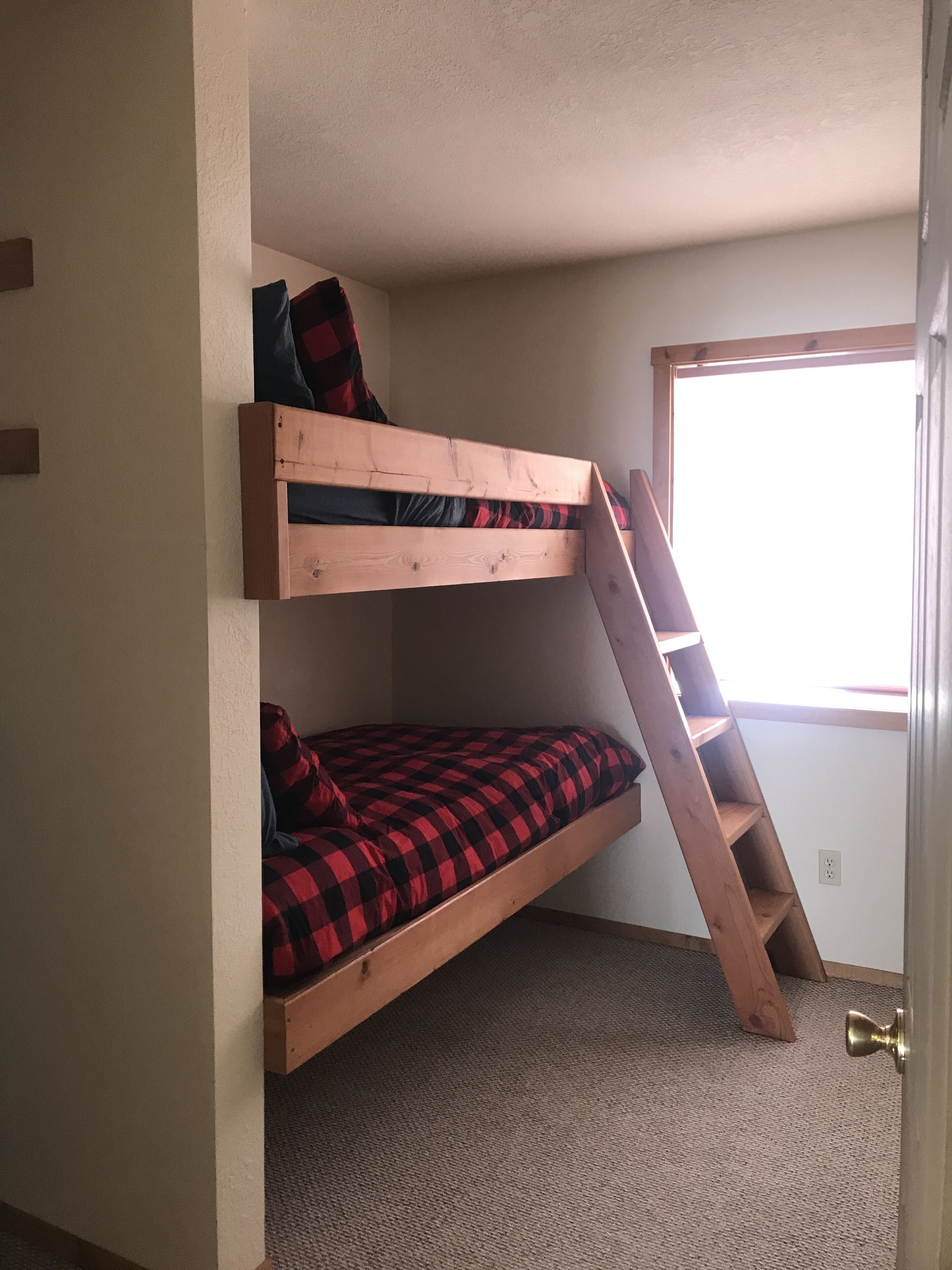 Little Elk Creek Hunters Retreat! Keep this in your sights!