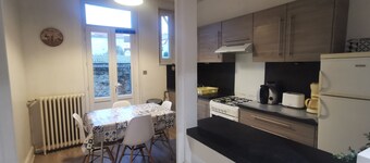 Furnished rental in Vichy with private courtyard and parking space