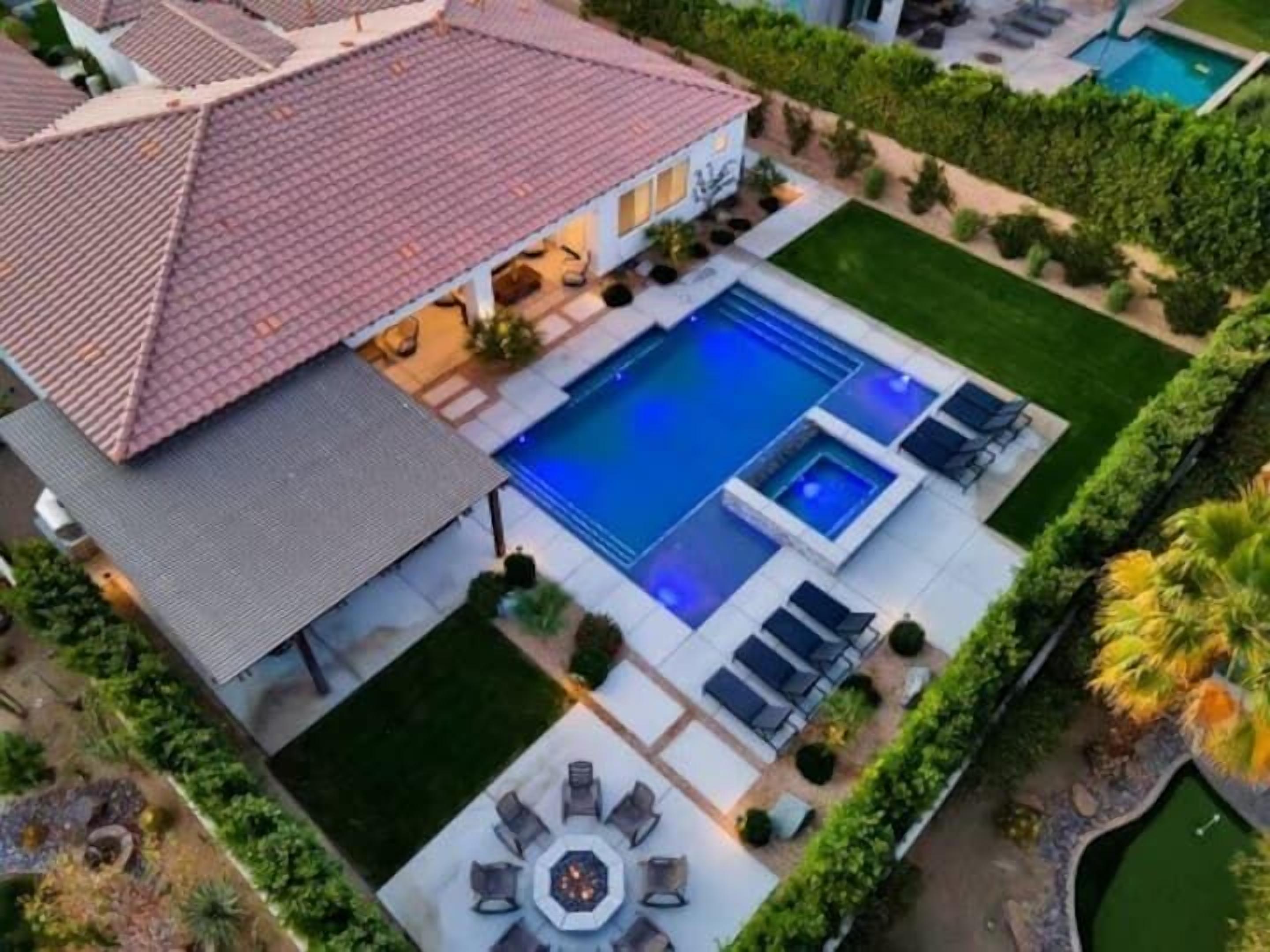 Coachella I Spacious Estate