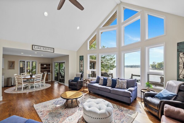 TV connectée, cheminée