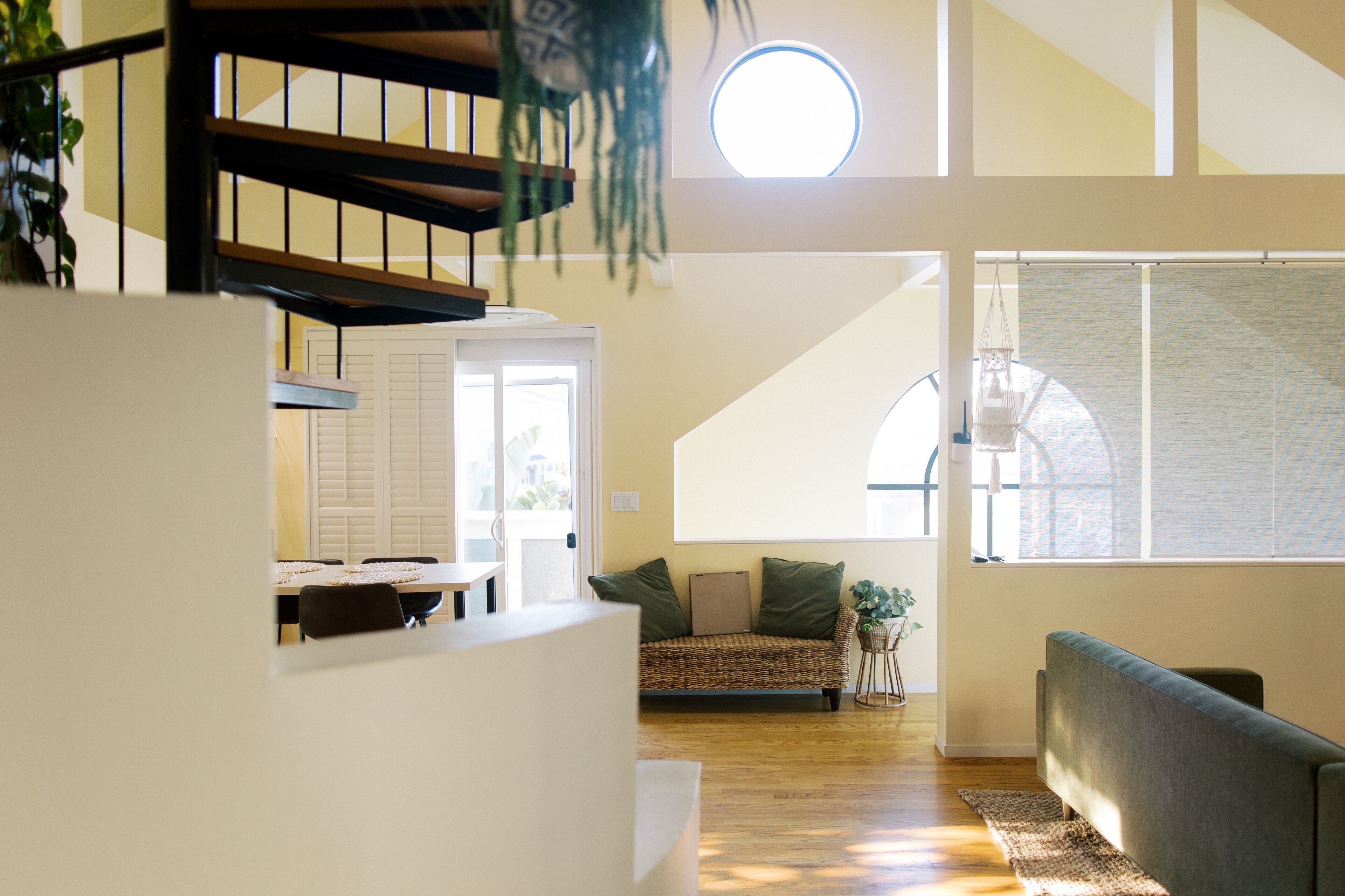 Downtown Millbrae- 5 min from SFO/BART