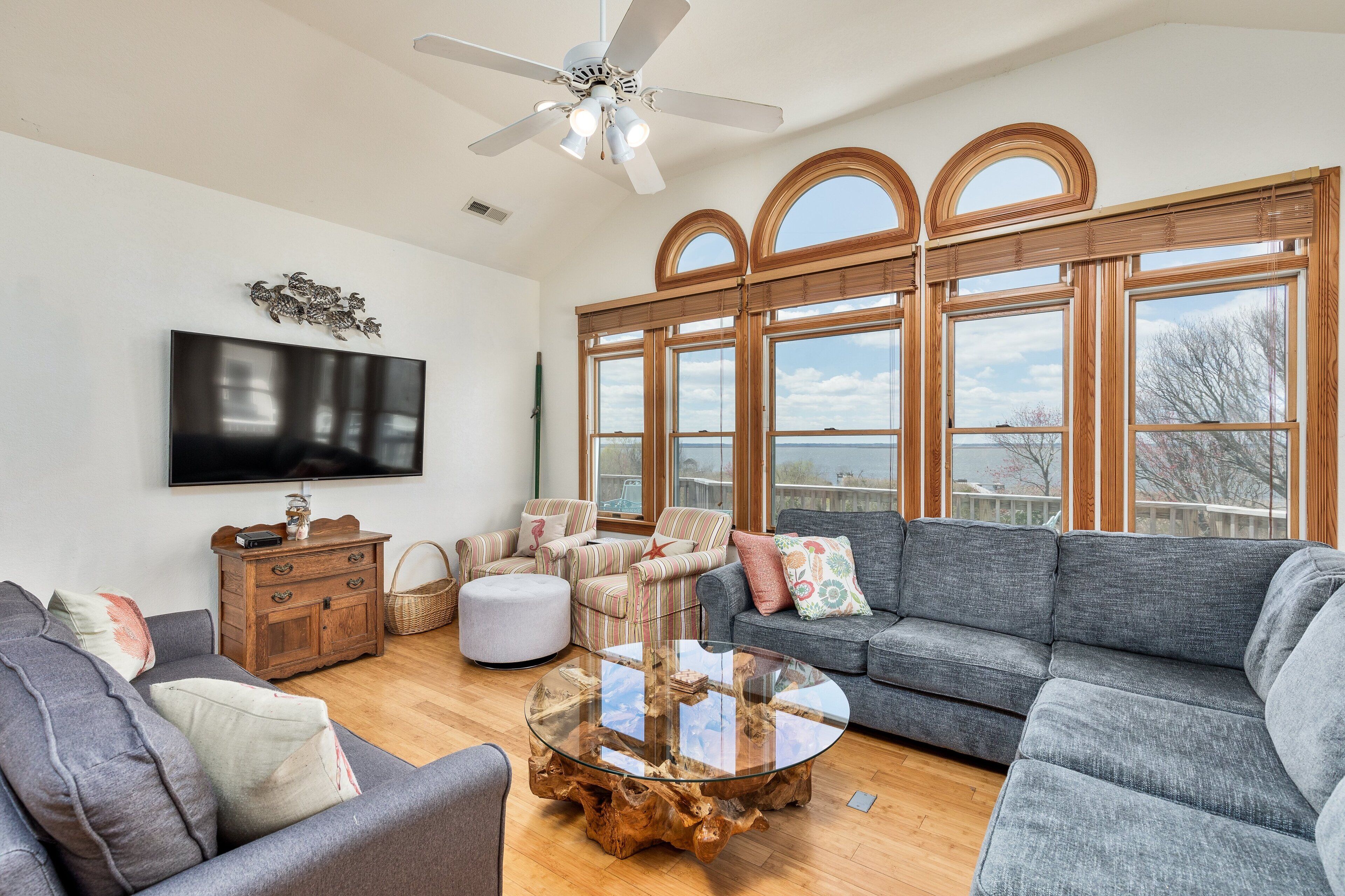 TV, DVD player, stereo