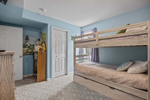 4 Schlafzimmer, kostenloses WLAN, Bettwäsche