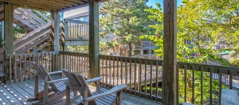 1829 - Sea Escape, A charming 3-bedroom condo in Corolla, NC, community pool
