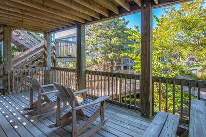 1829 - Sea Escape, A charming 3-bedroom condo in Corolla, NC, community pool