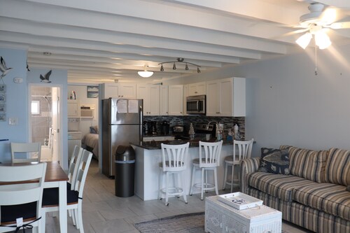 Awesome 1BR located in the heart of Sea Isle!