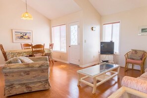 TV, stereo - 1838 - Paradise Suite, a spacious 2-bedroom condo in Corolla, NC (Corolla)