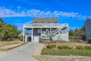 Exterior - 2885 - Cobb Station, Oceanside home perched high on a rise with great ocean views & sea breezes (Duck)