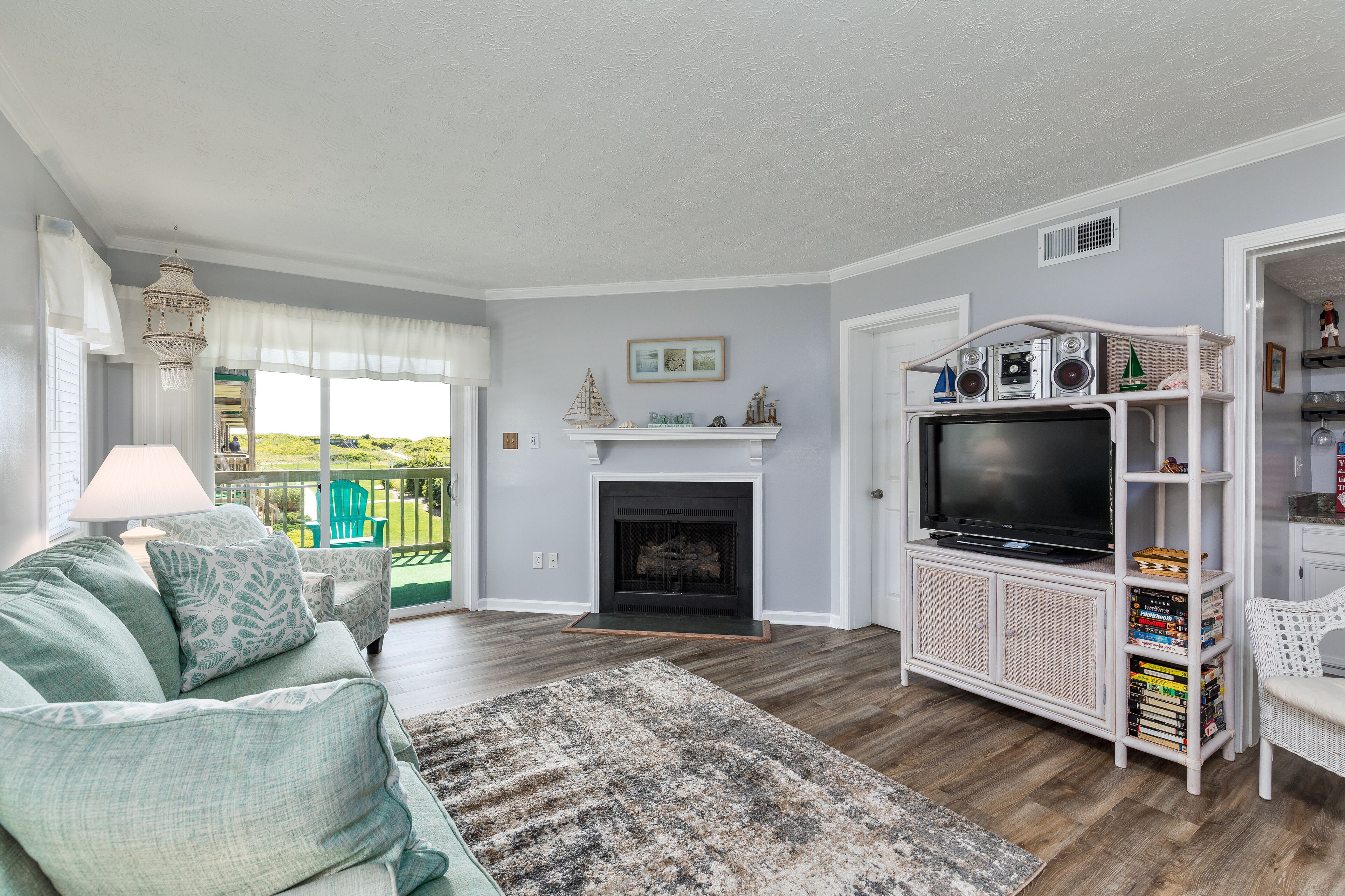 TV, fireplace, DVD player, stereo