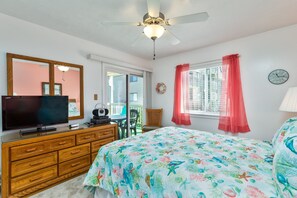 3 bedrooms, internet, bed sheets