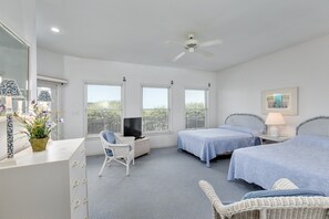 4 bedrooms, iron/ironing board, internet, bed sheets