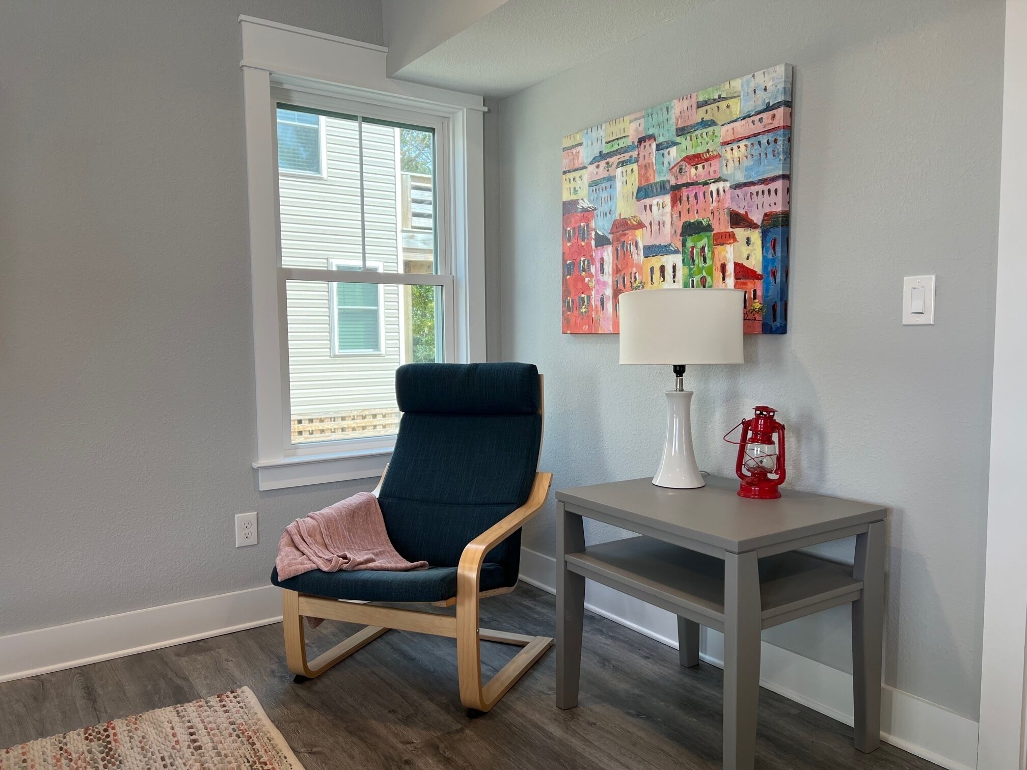 Beach days to sunsets *BRAND NEW HOME* 1 block to Sound!