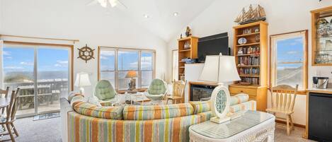 TV, fireplace, DVD player, stereo