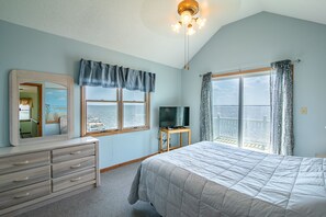 3 bedrooms, internet, bed sheets