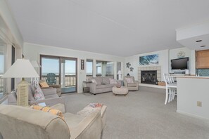 TV, video library, stereo