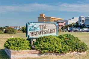 Property grounds - 5740- Yachtsman 303,  | Oceanfront | Nags Head | Sleeps 6 (Nags Head)