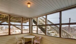 Interior - 6504- Eagle's Nest, | Oceanside | Nags Head | Sleeps 8 (Nags Head)