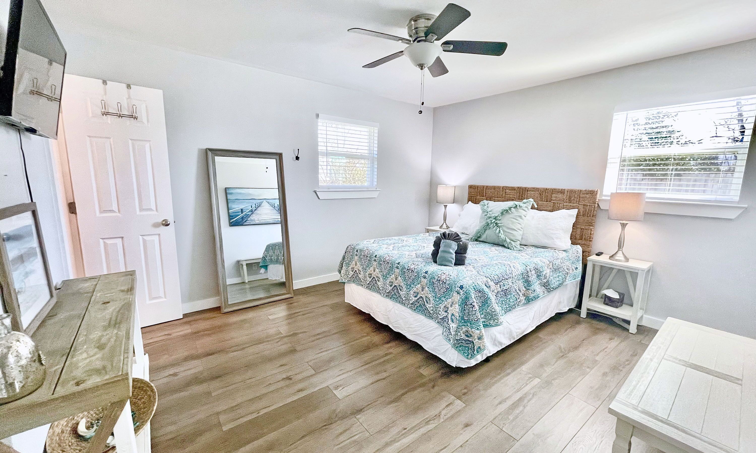 BEAUTIFUL BEACH HOUSE!! 🏝Aquamarine Dream Deluxe🏝 | Your Vacation Awaits!