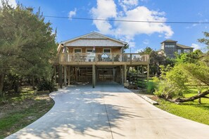 Exterior - 7850- Nepenthe, Classic Beach Home, Short Walk to Beach, Crow's Nest, Covered Decks. (Frisco)