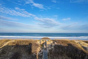 On the beach - 5691- Michelitch, | Oceanfront | Dune Lantern Condos | Nags Head | Sleeps 4 (Nags Head)
