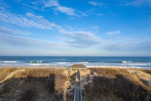 On the beach - 5691- Michelitch, | Oceanfront | Dune Lantern Condos | Nags Head | Sleeps 4 (Nags Head)