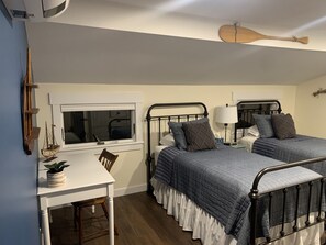 2 bedrooms, desk, iron/ironing board, free WiFi