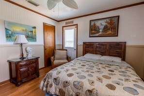3 bedrooms, Internet, bed sheets - 4703- 5 Trout Running,  private pool, WiFi, rec room, and access to community tennis courts (Southern Shores)