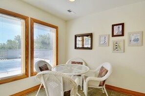 Dining - 1562 - Coucher Du Soleil, 5-bed 5.5-bath soundfront Corolla, NC, pet friendly, private pool, hot tub (Corolla)