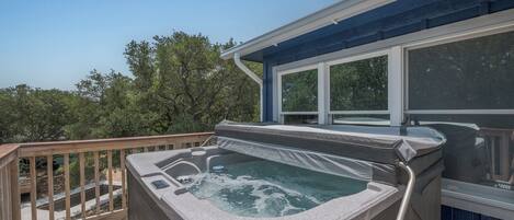 Bain à remous extérieur