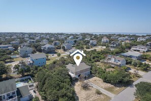 Exterior - 3681 - OBX Magic, Classic OBX beach box perfect for smaller families looking to relax (Duck)