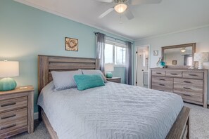 3 bedrooms, Internet, bed sheets - 7022-East Point El Dorado, has everything you need to have a wonderful vacation in Rodanthe! (Rodanthe)