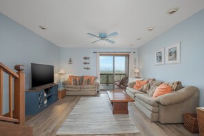 TV a schermo piatto, lettore DVD