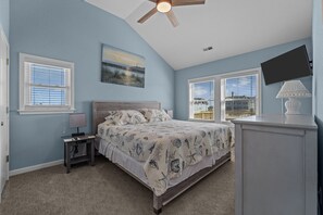 6 Schlafzimmer, Bügeleisen/Bügelbrett, Internetzugang, Bettwäsche