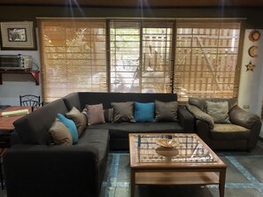 TV - Villa by the Sea (Playa Grande)