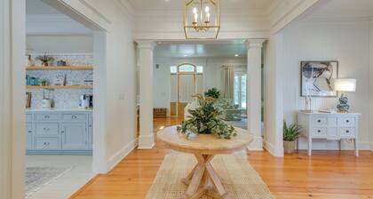 Luxe Fairhope Home w/ Covered Patio: Walk to Bay